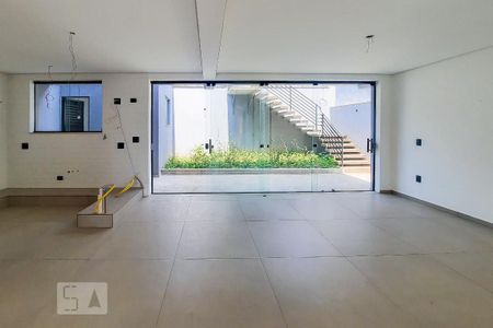Casa à venda com 340m², 3 quartos e 6 vagascopa/Sala de Jantar