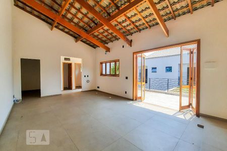Casa à venda com 340m², 3 quartos e 6 vagasVaranda Gourmet