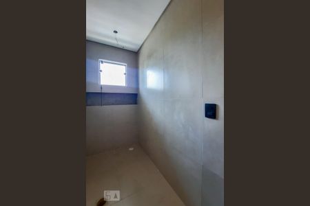 Casa à venda com 340m², 3 quartos e 6 vagasBanheiro da Suíte 1