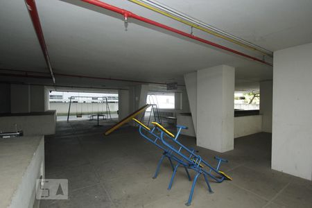 Apartamento à venda com 67m², 2 quartos e 1 vagaÁrea Comum - Playground