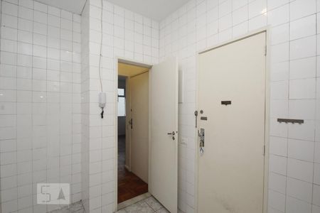 Apartamento à venda com 67m², 2 quartos e 1 vagaCozinha