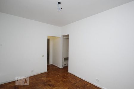 Apartamento à venda com 67m², 2 quartos e 1 vagaSala