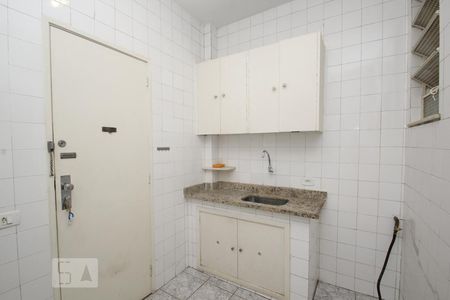 Apartamento à venda com 67m², 2 quartos e 1 vagaCozinha