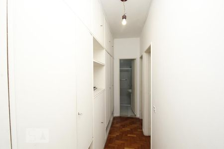 Apartamento à venda com 67m², 2 quartos e 1 vagaCorredor