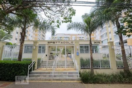 Apartamento para alugar com 81m², 3 quartos e 2 vagas Apartamento para alugar com 81m², 3 quartos e 2 vagasFachada