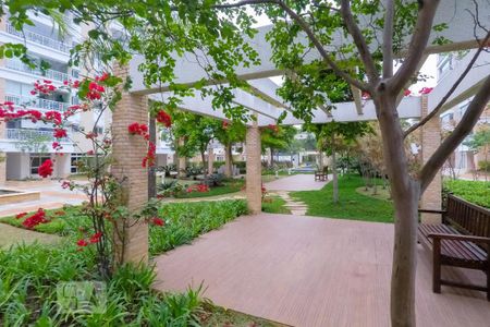 Apartamento para alugar com 81m², 3 quartos e 2 vagas Apartamento para alugar com 81m², 3 quartos e 2 vagasÁrea Externa