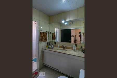 Apartamento à venda com 80m², 3 quartos e 5 vagasBanheiro