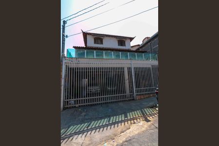 Apartamento à venda com 80m², 3 quartos e 5 vagasFachada