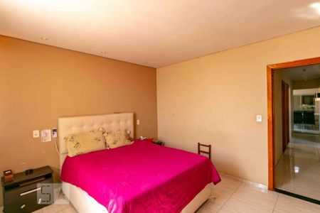 Apartamento à venda com 80m², 3 quartos e 5 vagasQuarto 3