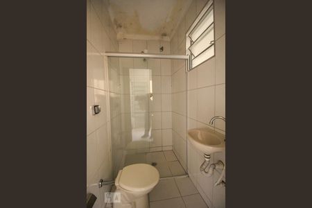 Casa à venda com 180m², 3 quartos e sem vagaBanheiro de Serviço