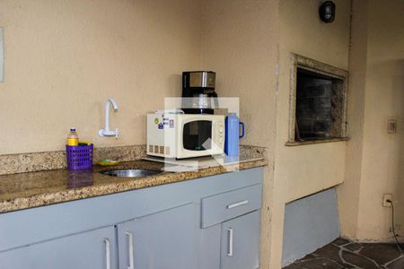 Casa de condomínio à venda com 205m², 3 quartos e 2 vagas Casa de condomínio à venda com 205m², 3 quartos e 2 vagasÁrea comum - Churrasqueira