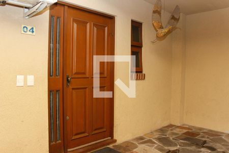 Casa de condomínio à venda com 205m², 3 quartos e 2 vagas Casa de condomínio à venda com 205m², 3 quartos e 2 vagasHall de entrada