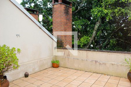 Casa de condomínio à venda com 205m², 3 quartos e 2 vagas Casa de condomínio à venda com 205m², 3 quartos e 2 vagasTerraço