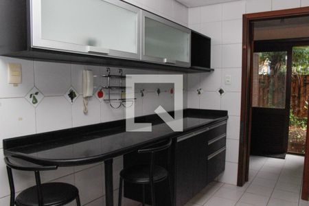 Casa de condomínio à venda com 205m², 3 quartos e 2 vagas Casa de condomínio à venda com 205m², 3 quartos e 2 vagasCozinha
