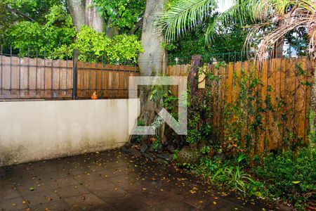 Casa de condomínio à venda com 205m², 3 quartos e 2 vagas Casa de condomínio à venda com 205m², 3 quartos e 2 vagasQuintal