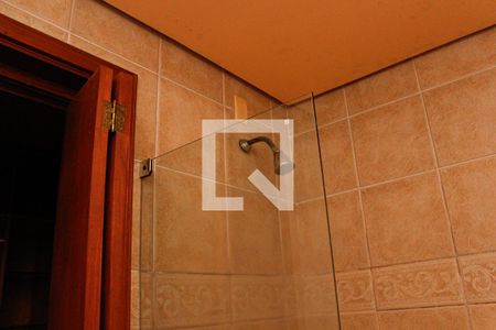 Casa de condomínio à venda com 205m², 3 quartos e 2 vagas Casa de condomínio à venda com 205m², 3 quartos e 2 vagasBanheiro da Suíte