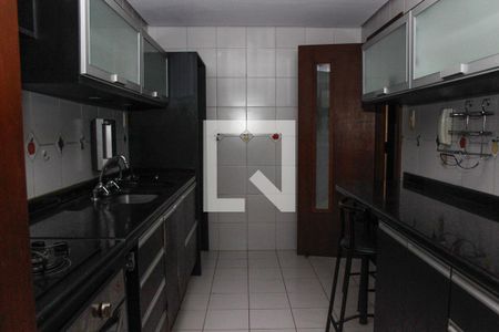 Casa de condomínio à venda com 205m², 3 quartos e 2 vagas Casa de condomínio à venda com 205m², 3 quartos e 2 vagasCozinha