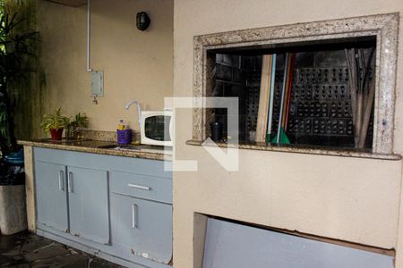 Casa de condomínio à venda com 205m², 3 quartos e 2 vagas Casa de condomínio à venda com 205m², 3 quartos e 2 vagasÁrea comum - Churrasqueira