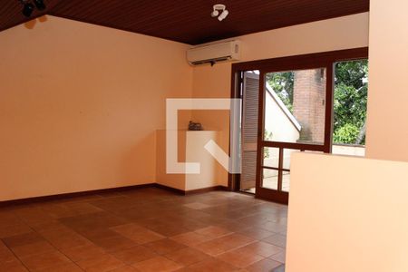 Casa de condomínio à venda com 205m², 3 quartos e 2 vagas Casa de condomínio à venda com 205m², 3 quartos e 2 vagasSótão