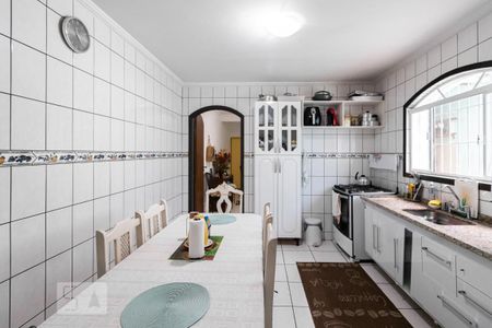 Casa à venda com 240m², 4 quartos e 2 vagasCozinha