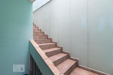 Casa à venda com 240m², 4 quartos e 2 vagasAcesso area de serviço