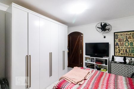 Casa à venda com 240m², 4 quartos e 2 vagasQuarto 4