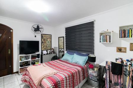 Casa à venda com 240m², 4 quartos e 2 vagasQuarto 4