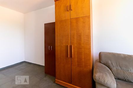 Studio para alugar com 30m², 1 quarto e sem vagaKitnet - Armários