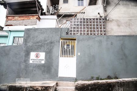 Casa para alugar com 72m², 1 quarto e sem vagaFachada