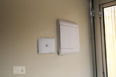 Casa para alugar com 72m², 1 quarto e sem vagaQuadro eletricidade