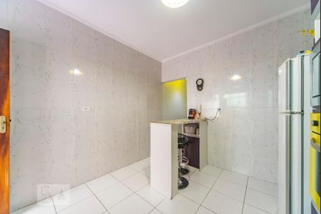 Casa à venda com 90m², 2 quartos e 2 vagasCozinha 