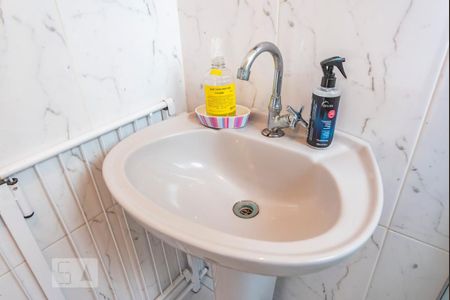 Casa à venda com 90m², 2 quartos e 2 vagasPia 