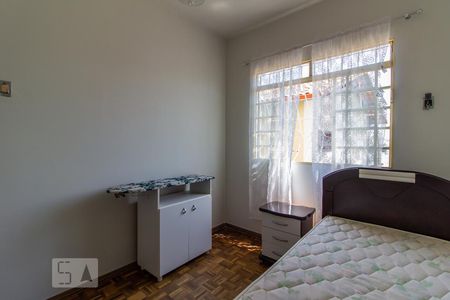 Quarto 2 de apartamento para alugar com 2 quartos, 80m² em Santa Tereza, Belo Horizonte