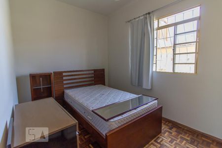 Quarto 1 de apartamento para alugar com 2 quartos, 80m² em Santa Tereza, Belo Horizonte