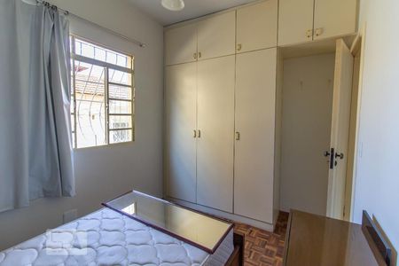 Quarto 1 de apartamento para alugar com 2 quartos, 80m² em Santa Tereza, Belo Horizonte