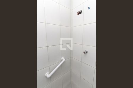 Banheiro da Suíte de casa de condomínio para alugar com 2 quartos, 70m² em Vila Isolina Mazzei, São Paulo