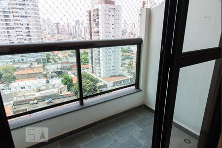 Varanda de apartamento para alugar com 2 quartos, 55m² em Chácara Inglesa, São Paulo