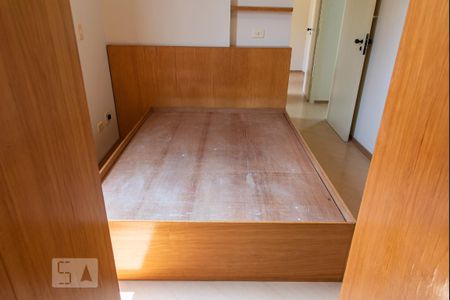 Cama de apartamento para alugar com 2 quartos, 55m² em Chácara Inglesa, São Paulo