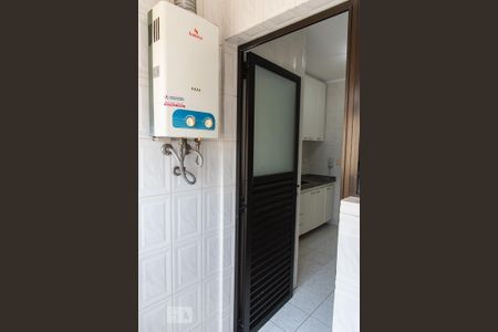 Área de serviço de apartamento para alugar com 2 quartos, 55m² em Chácara Inglesa, São Paulo
