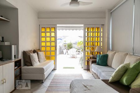 Apartamento para alugar com 270m², 3 quartos e 2 vagasCobertura