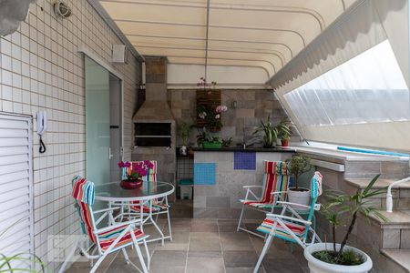 Apartamento para alugar com 270m², 3 quartos e 2 vagasCobertura