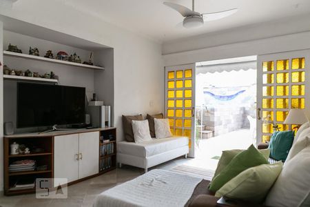 Apartamento para alugar com 270m², 3 quartos e 2 vagasCobertura