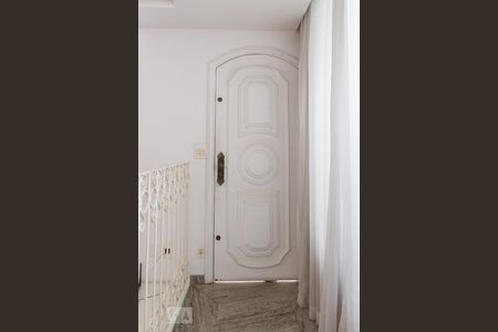 Entrada de casa à venda com 4 quartos, 350m² em Vila Romana, São Paulo