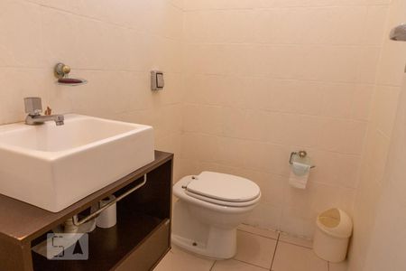 Lavabo de casa à venda com 4 quartos, 350m² em Vila Romana, São Paulo