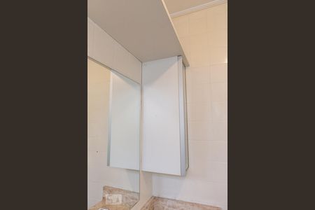 Casa à venda com 350m², 4 quartos e 2 vagasBanheiro Social