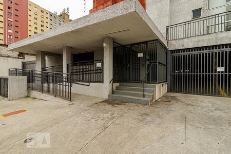 Apartamento à venda com 45m², 2 quartos e 1 vaga Apartamento à venda com 45m², 2 quartos e 1 vagaFachada