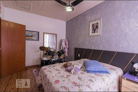 Quarto 2 - suite de casa à venda com 3 quartos, 118m² em Floresta, Porto Alegre