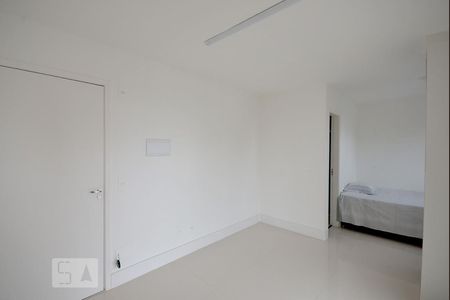Sala/Cozinha de kitnet/studio à venda com 1 quarto, 27m² em Sé, São Paulo