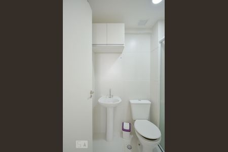 Studio à venda com 27m², 1 quarto e sem vaga Studio à venda com 27m², 1 quarto e sem vagaBanheiro