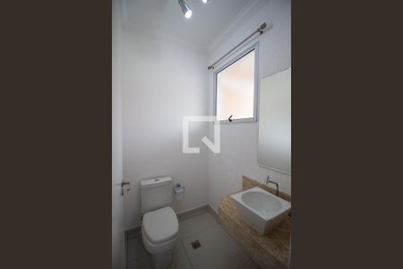 Lavabo de casa de condomínio para alugar com 3 quartos, 100m² em Jardim Simus, Sorocaba